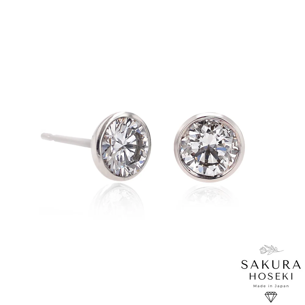 Bezel Studs White Gold - Image 2